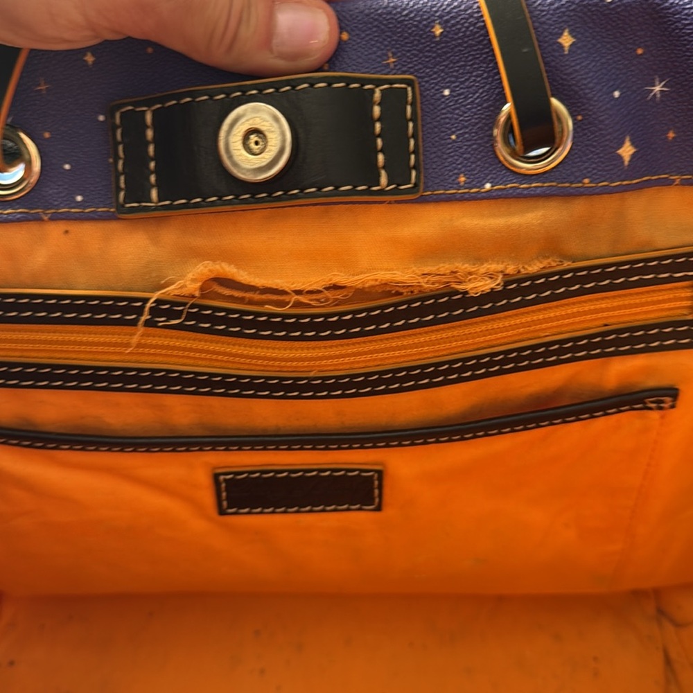 RARE Disney Dooney & Bourke Hocus Pocus Shoulder Tote Bag!! - Picture 12 of 16